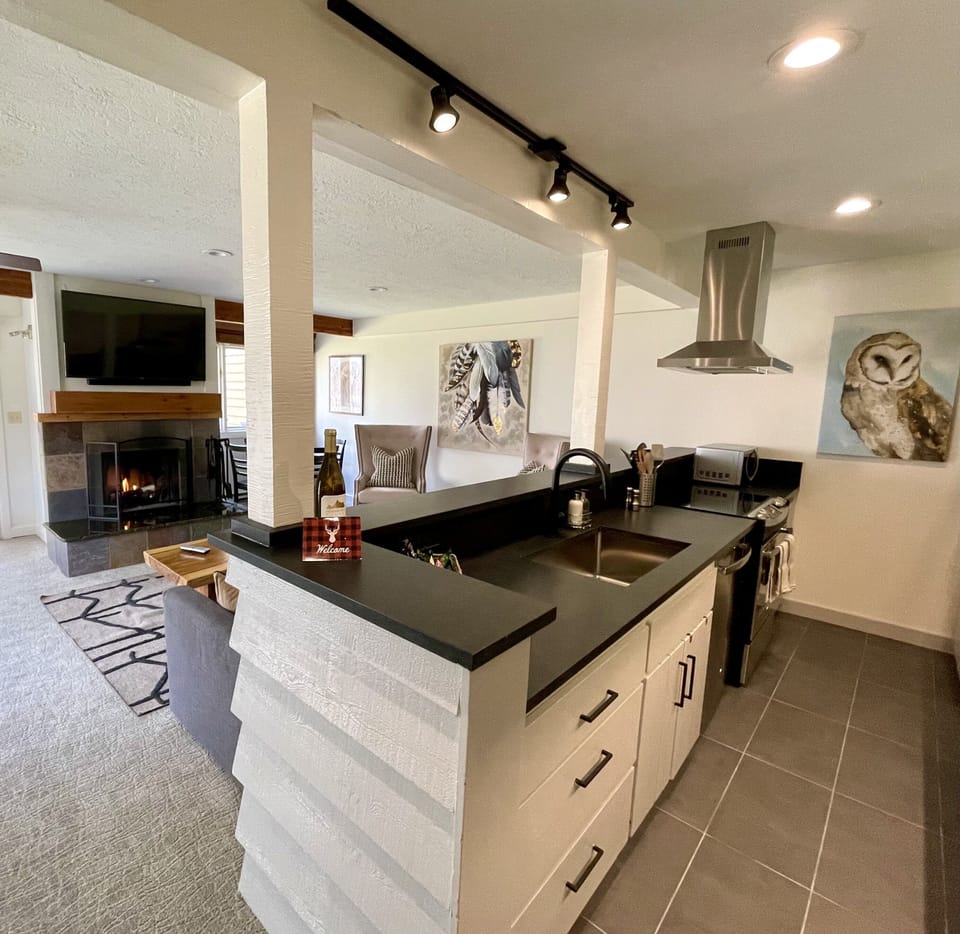 Newly Updated Kitchen with Granite Countertops
