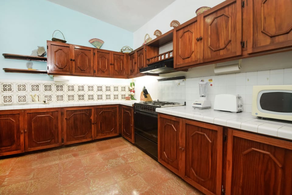 Spacious kitchen