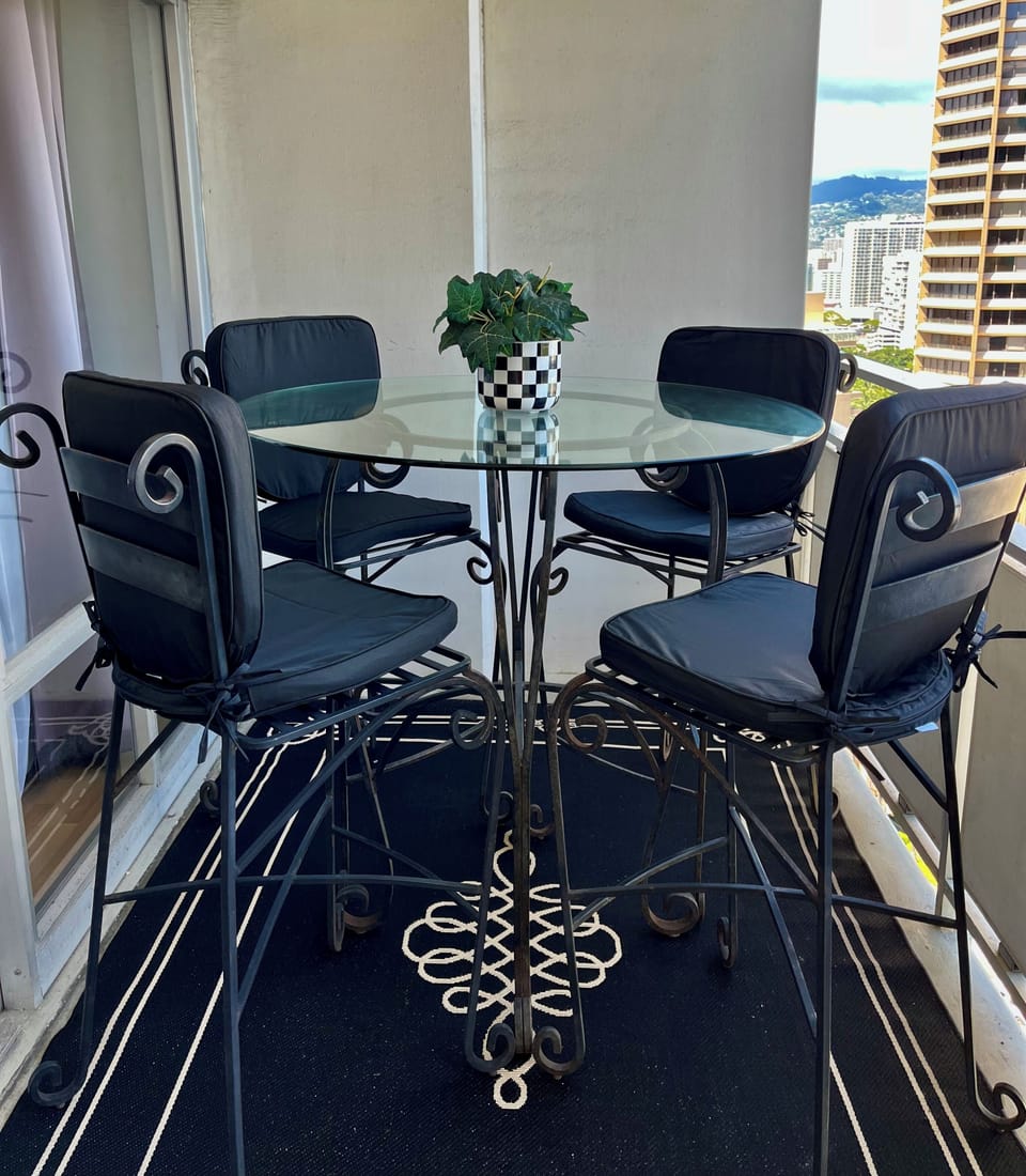 Alfresco Dining for 4 