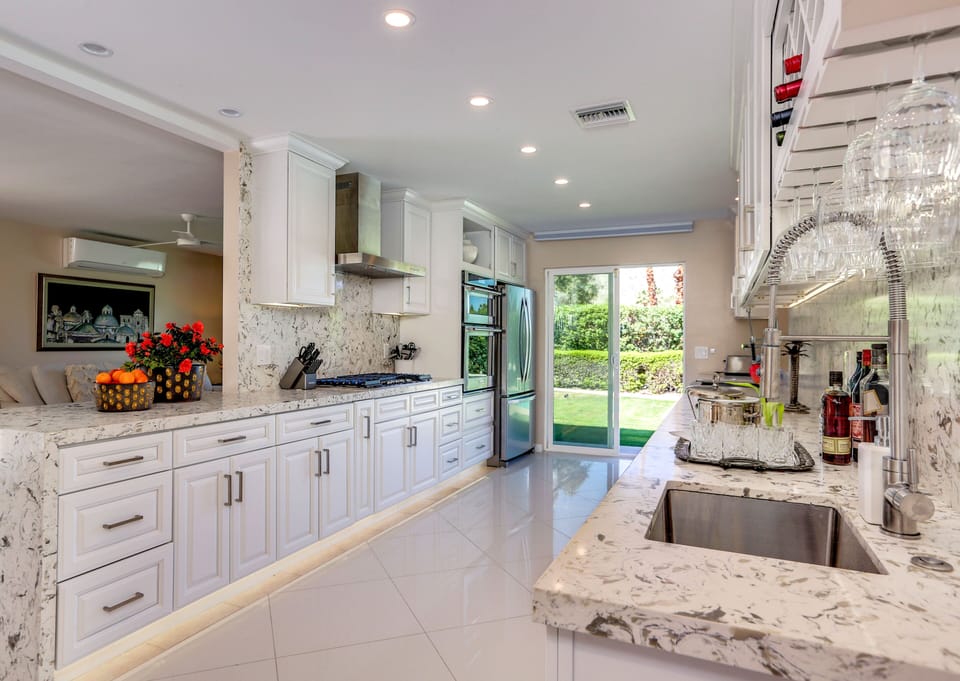 Brand new kitchen with all amenities for your cooking pleasure 