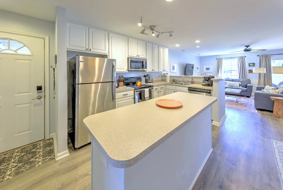 Kitchen Delight: Modern appliances and bright decor make meal prep a breeze!