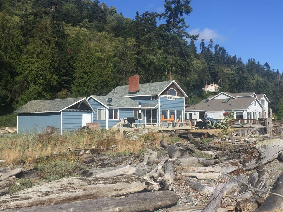 Anchors Away Whidbey (blue house)