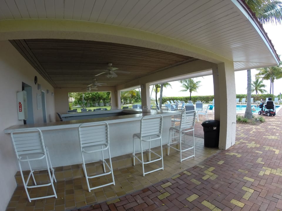 Bell Channel Cabana