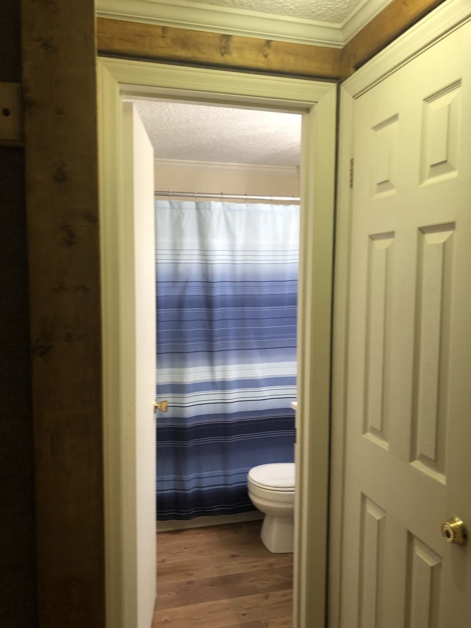 2nd bathroom