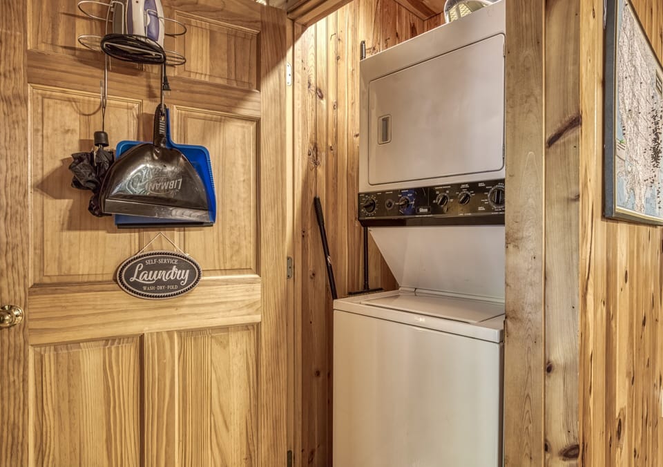 Tennessee Vacation Rental - Deer to Dream - Washer and dryer