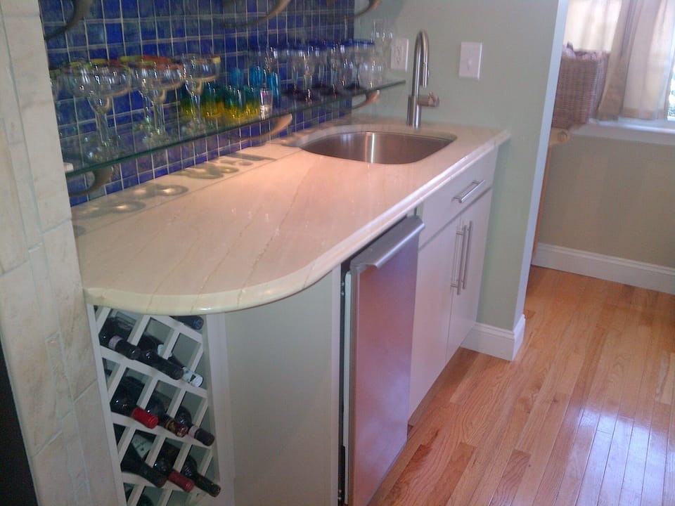 Wet bar with plenty of glassware