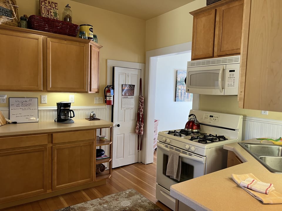 Kitchen & old time pantry