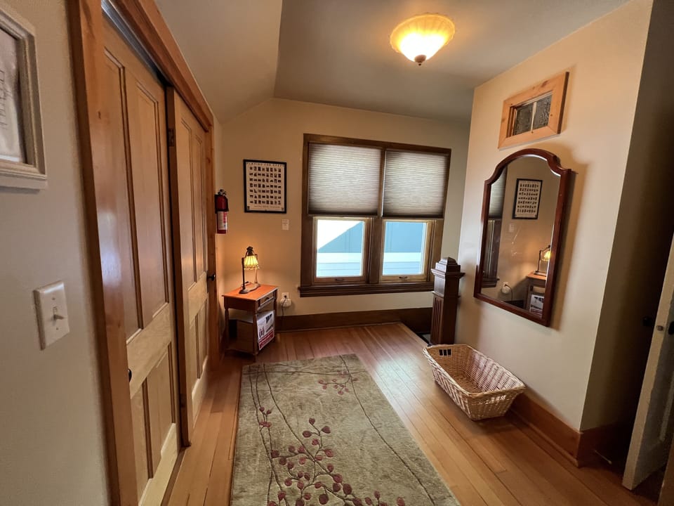 Upstairs Landing & entry to bedrooms