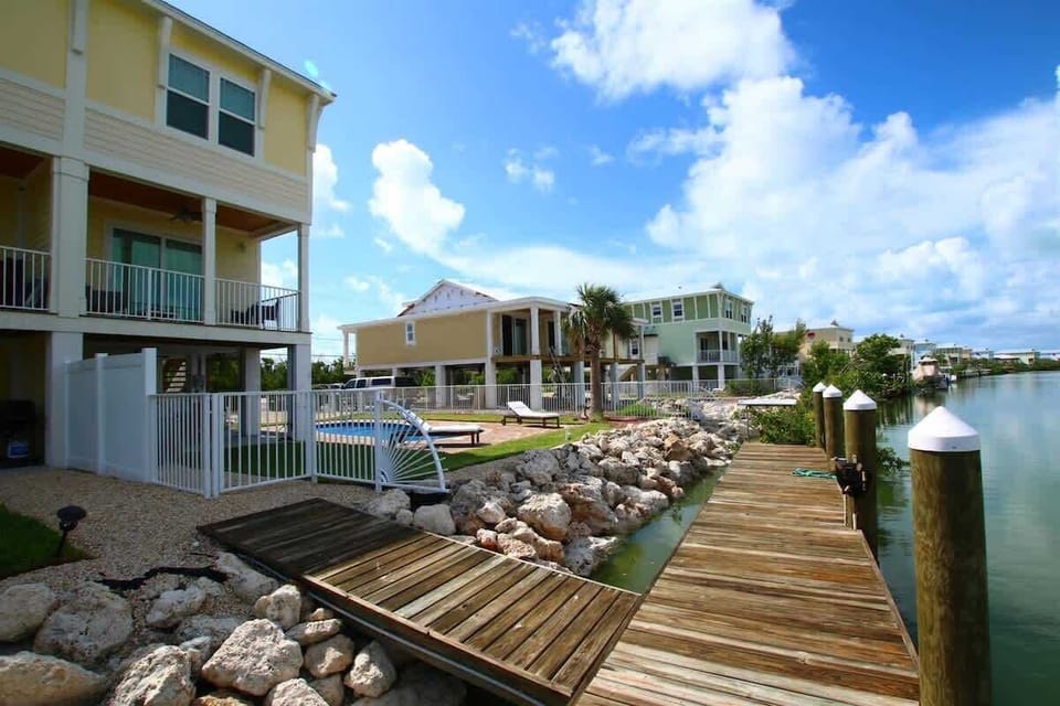 Backyard & Dockage