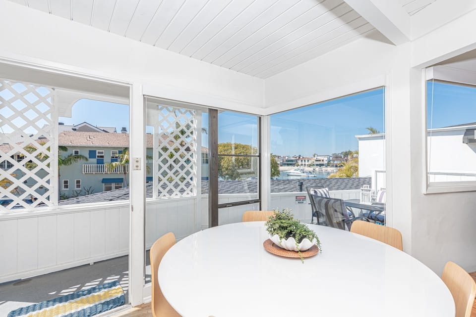 Due to the typically moderate climate, this home, like most in the area, does not include central air.
                