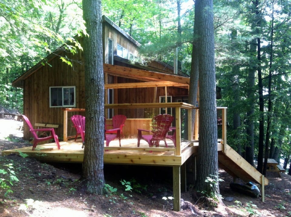 Over the Moon Eco Cabin