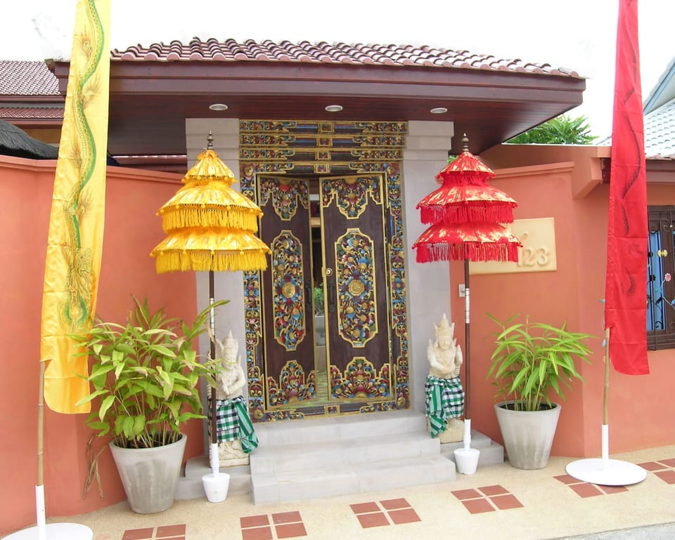 Exclusive Balinese 7BR Villa for rent