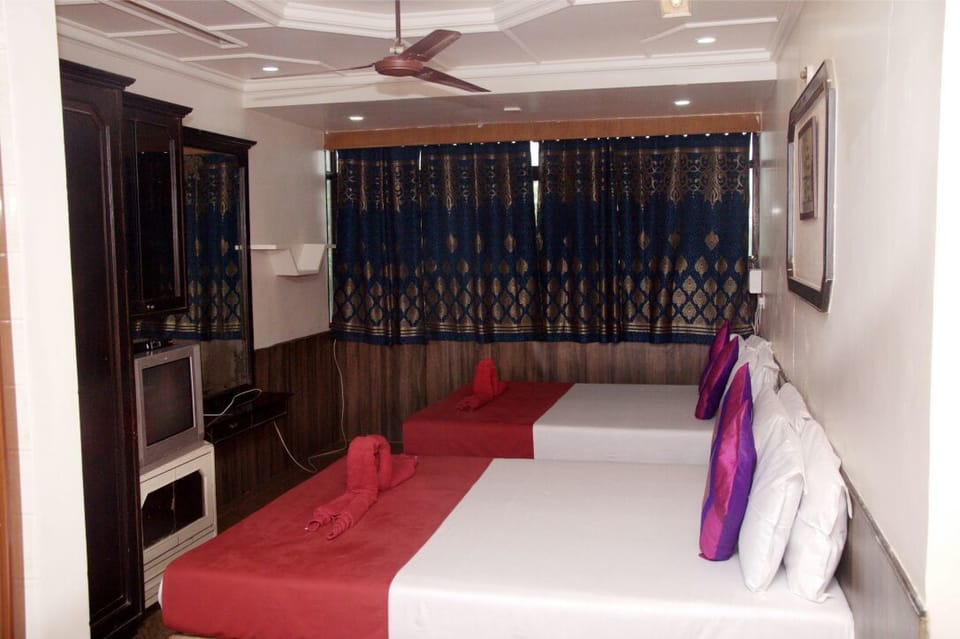 Quadruple Room | Rollaway beds, free WiFi