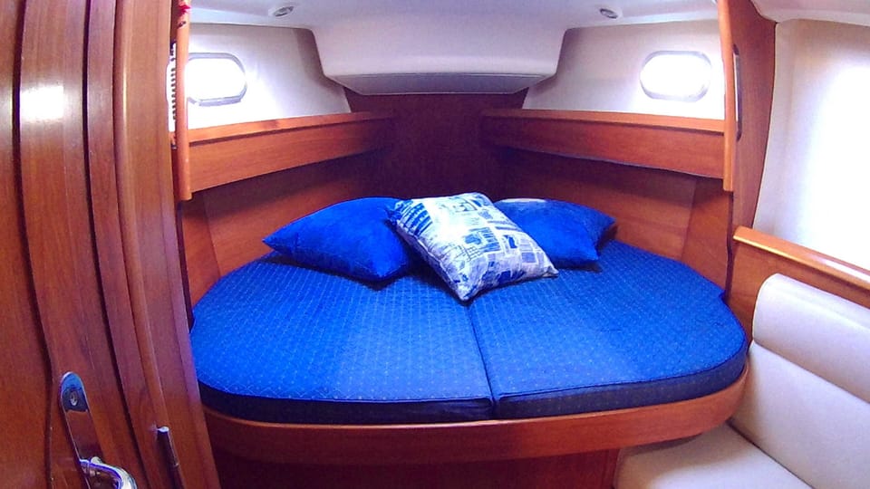 Luxury Room, Private Bathroom | Free WiFi, bed sheets