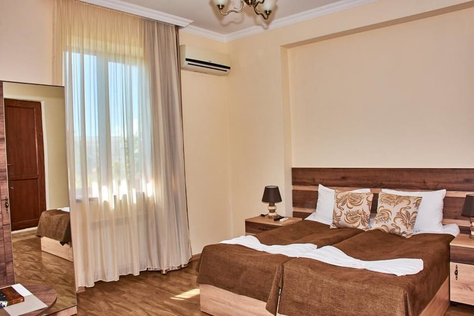 Pillowtop beds, in-room safe, individually decorated