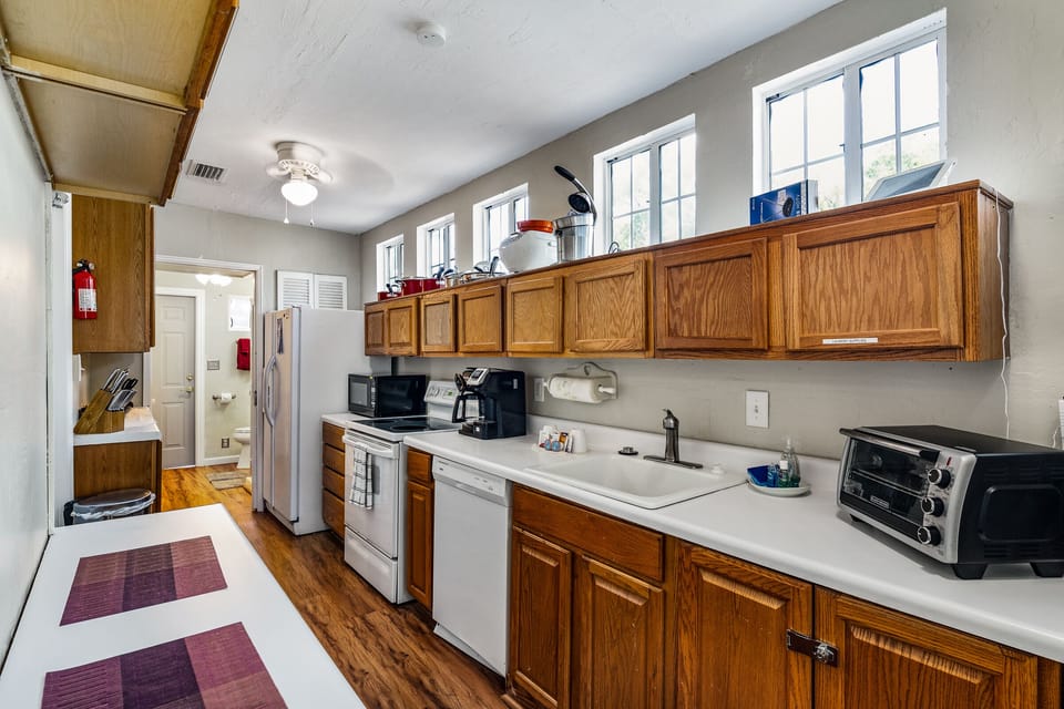 Kitchen from entrance