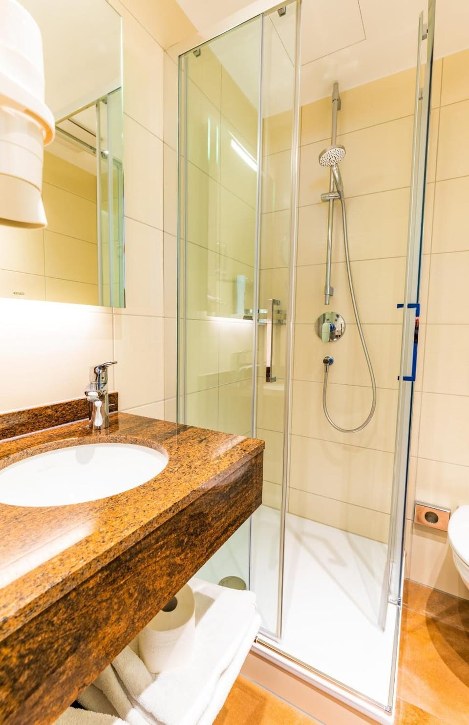Shower, free toiletries, hair dryer, towels
