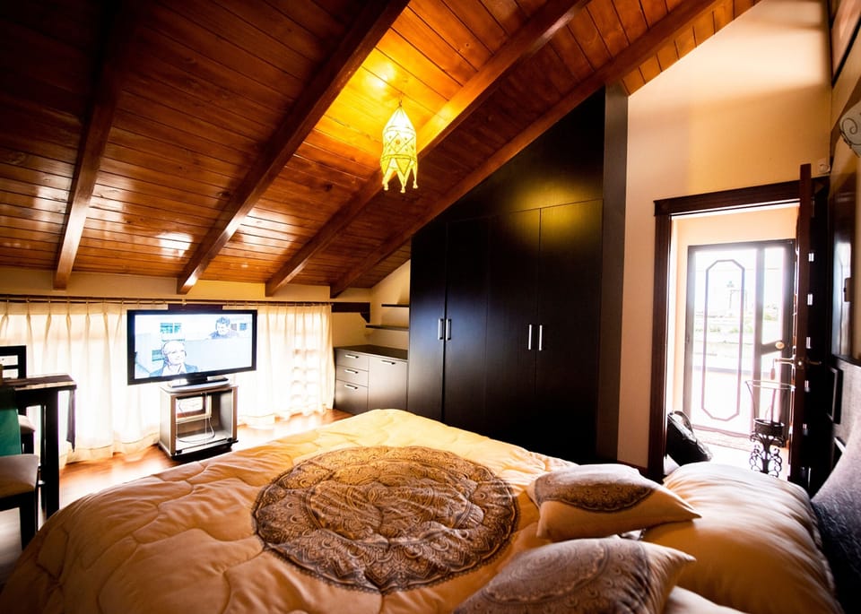 WiFi (free), individually decorated, individually furnished, bed sheets