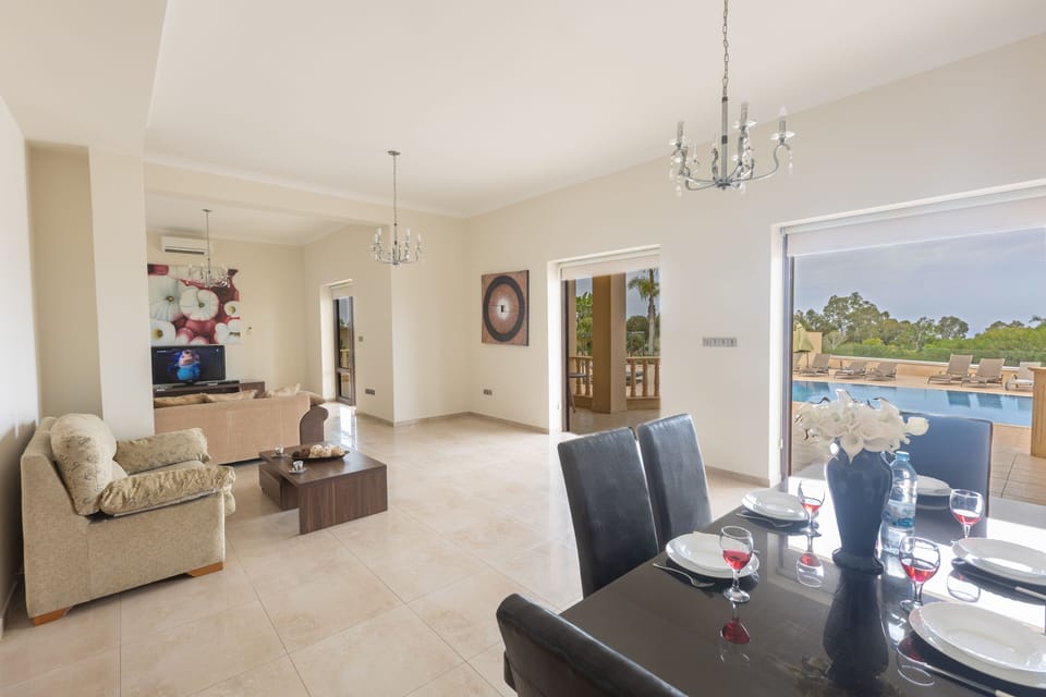 Dining room and extra living room 