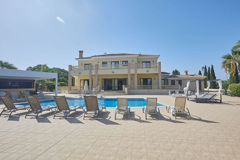 Exquisite 7BDR Protaras Villa with Private Pool