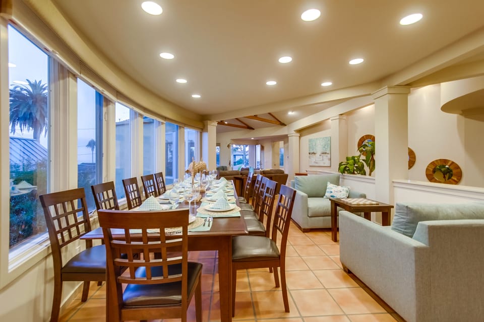 dining table seats 12 and extra 4 in chess chairs.  16 all together!
