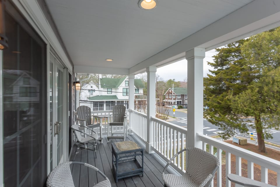 2nd Level Balcony