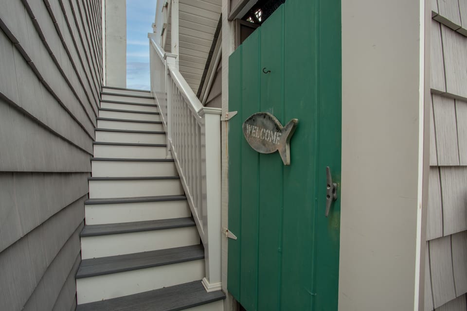 Access to Unit- Stairs Required