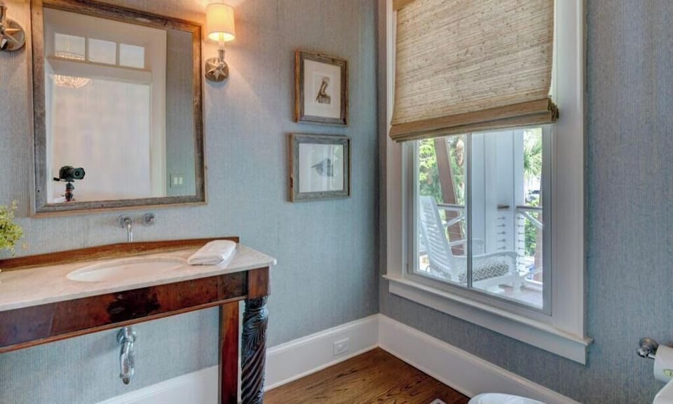 Half bath at front entry