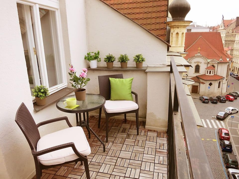 West facing balcony with view to church - ideal spot for evening cocktails!