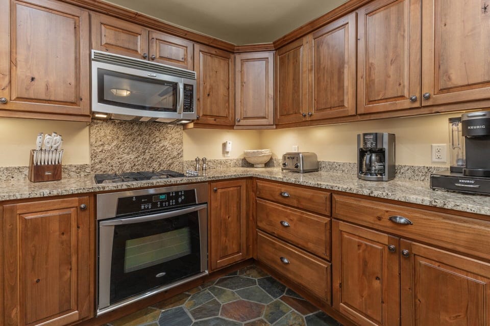 Gas Range & Oven
