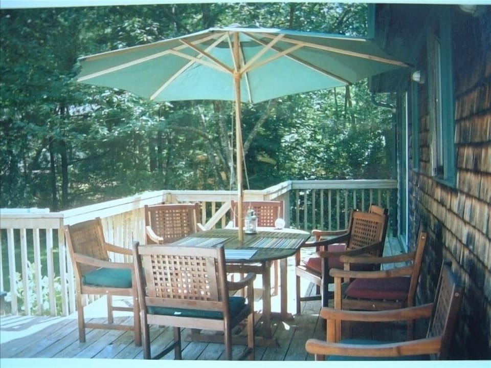 Poolside Dining Area