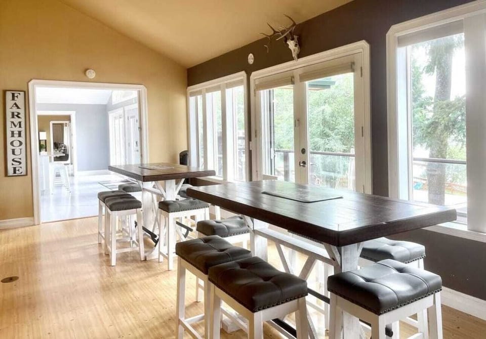 Dining Area off of the kitchen
