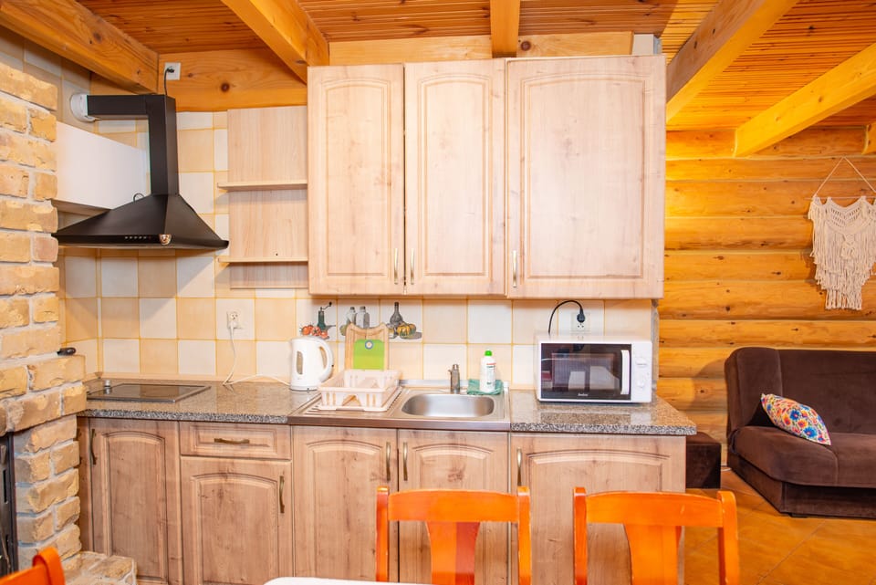 Family Cabin, Multiple Beds, Non Smoking (10 persons) | In-room dining
