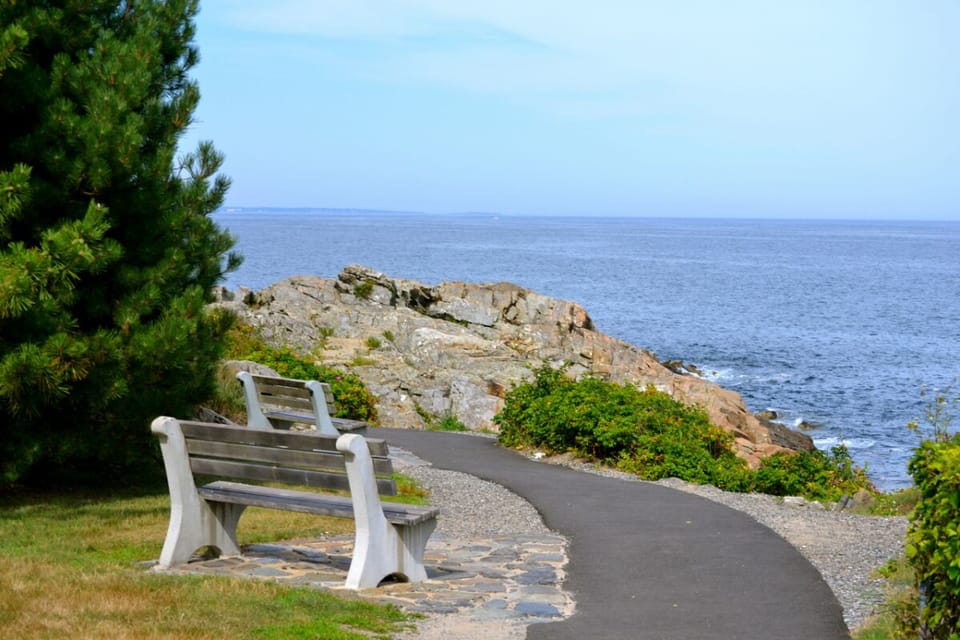 Views from the beautiful Marginal Way.
