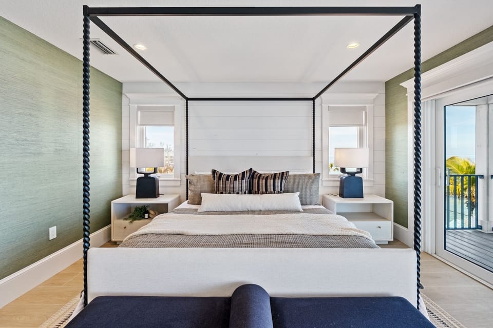 Second Bedroom, King