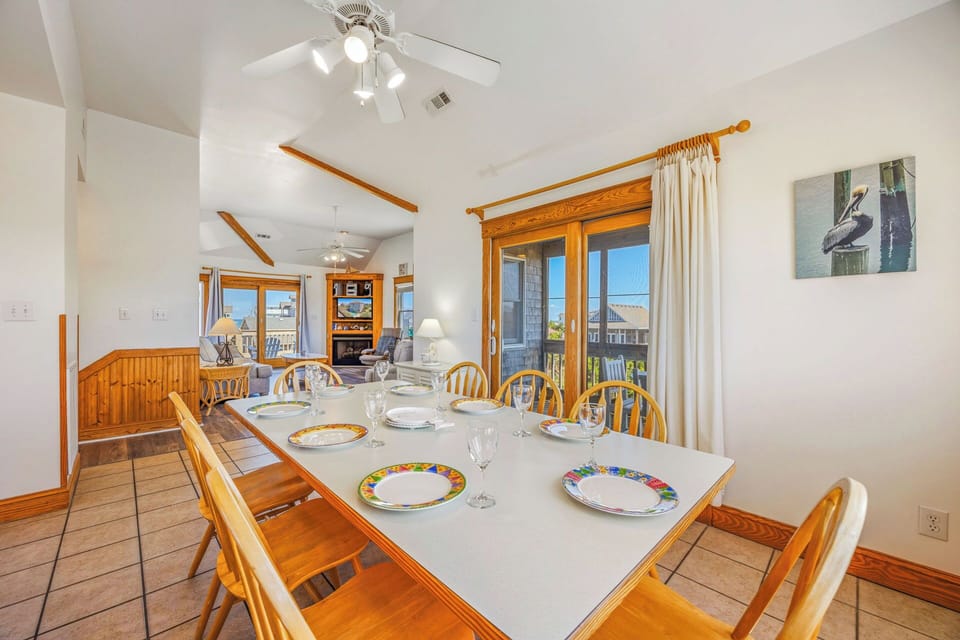 Surf or Sound Realty - 870 - Two Sons - Dining Area -3