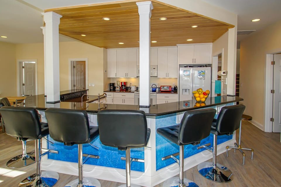 Gourmet Kitchen.