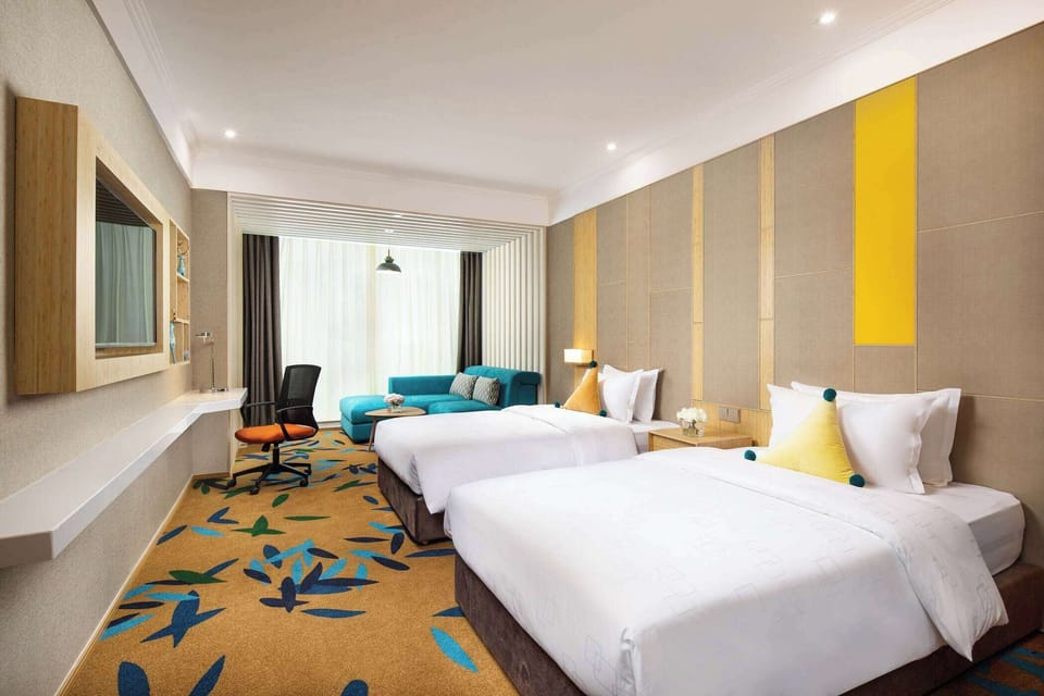 Down comforters, minibar, in-room safe, desk