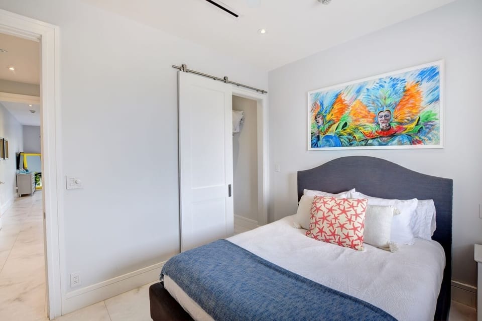Spacious, bright and fun!
