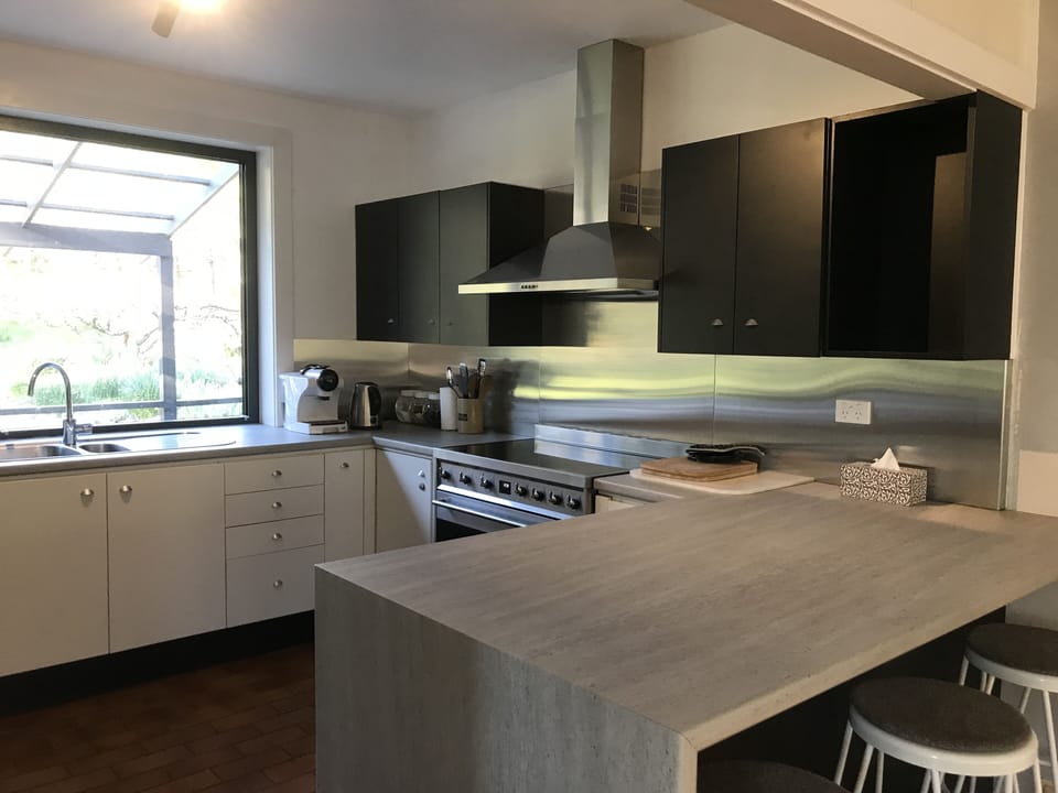 Kitchen, Kitchen bar for 3 stools,  2 Fridges (Bar and Large Fridge Freezer)