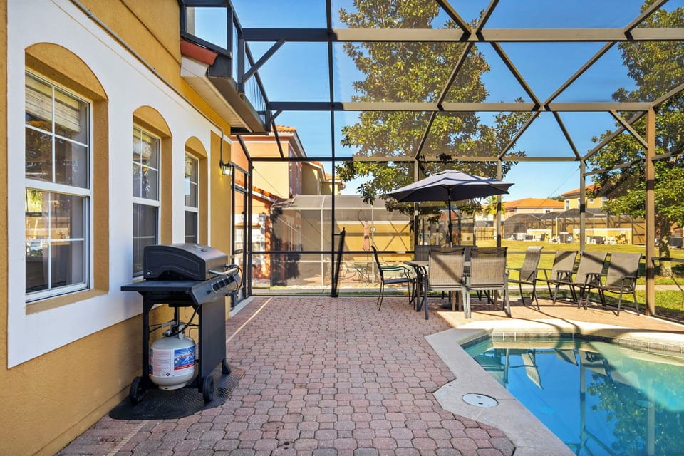 8549 Bay Lily Loop (20).jpg