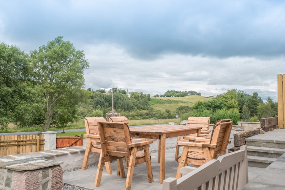 View North with Daviot Historic church