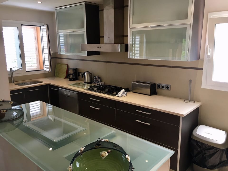 Kitchen area and food preparation island