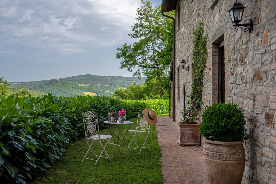 The villa’s garden opens onto the Tiber Valley