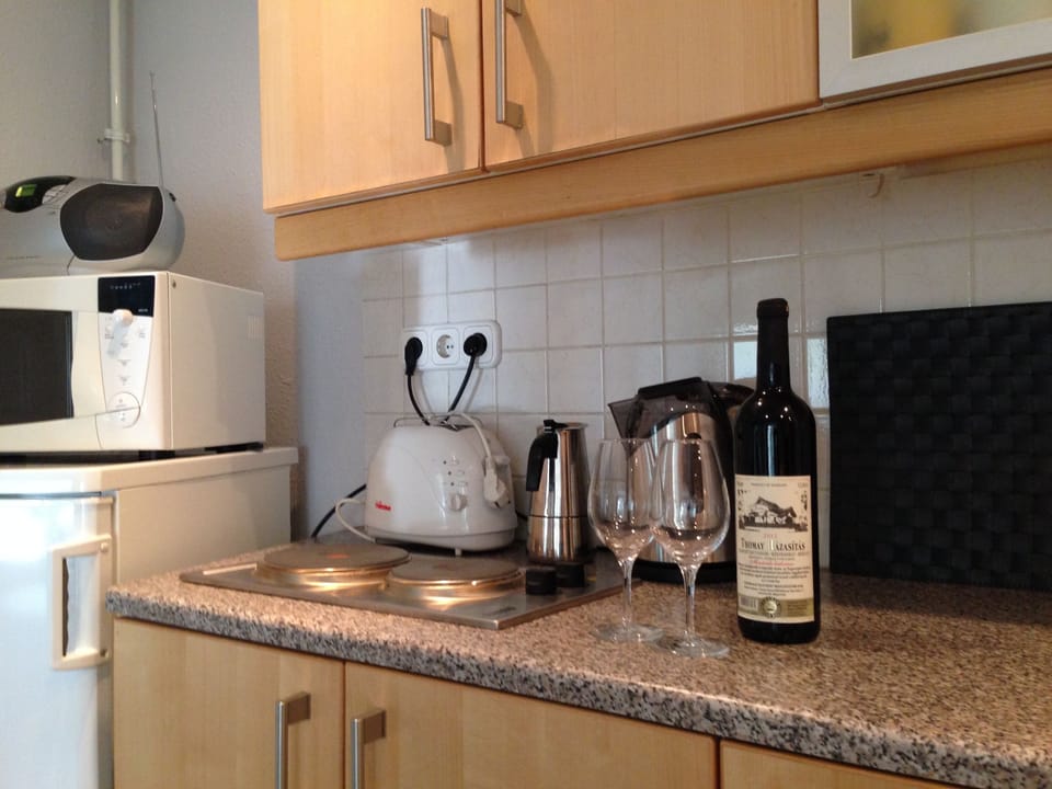 Bottle of wine for stays longer than 3 days