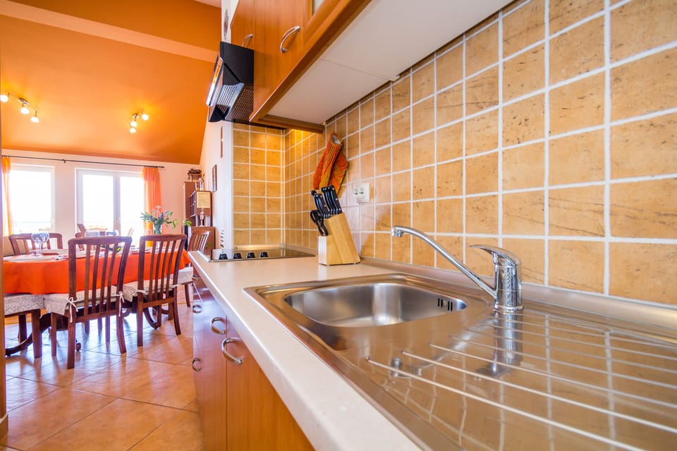 Kitchen with washing machine