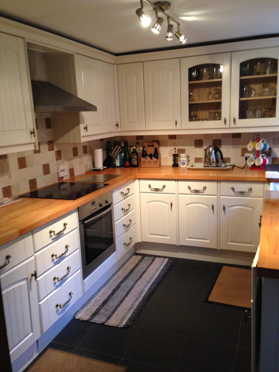 Well-equipped kitchen