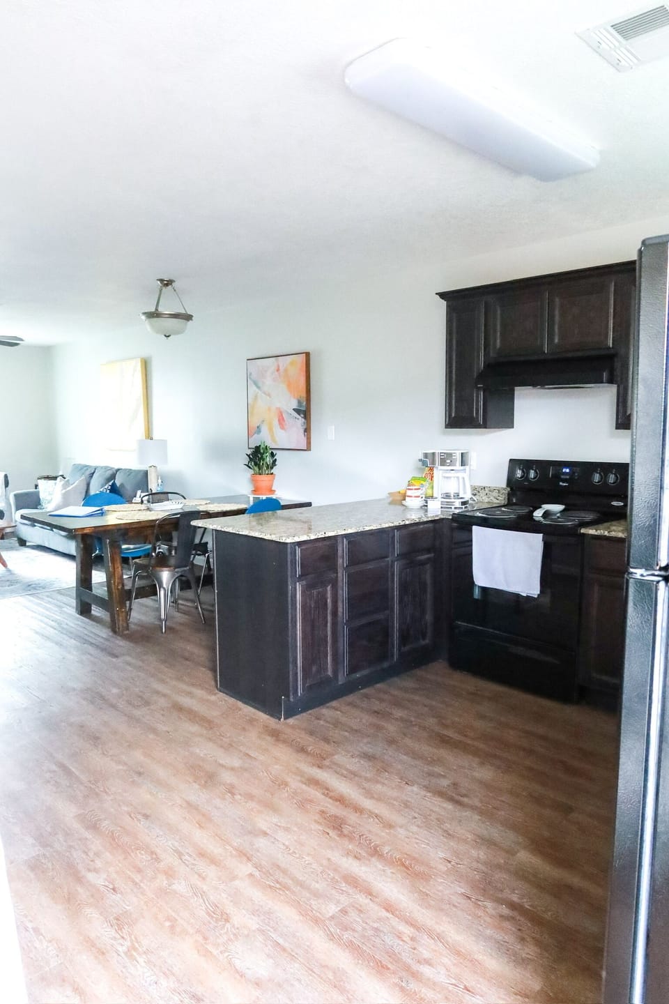 Open plan for dining and kitchen area