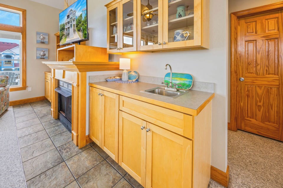 Surf or Sound Realty - 851 - Eden - Great Room -6
