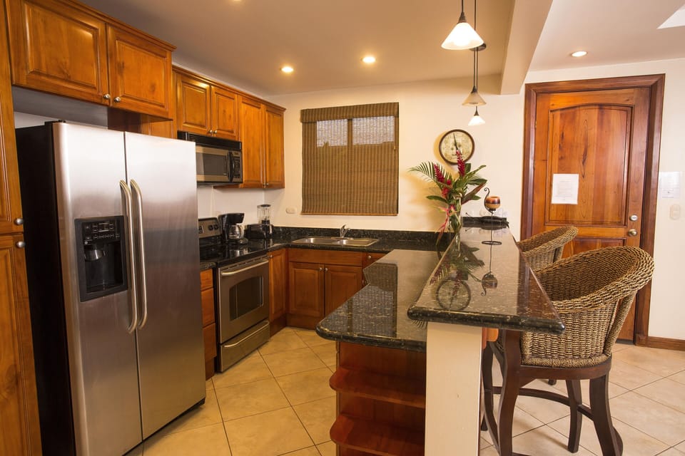 Fully equipped kitchen
